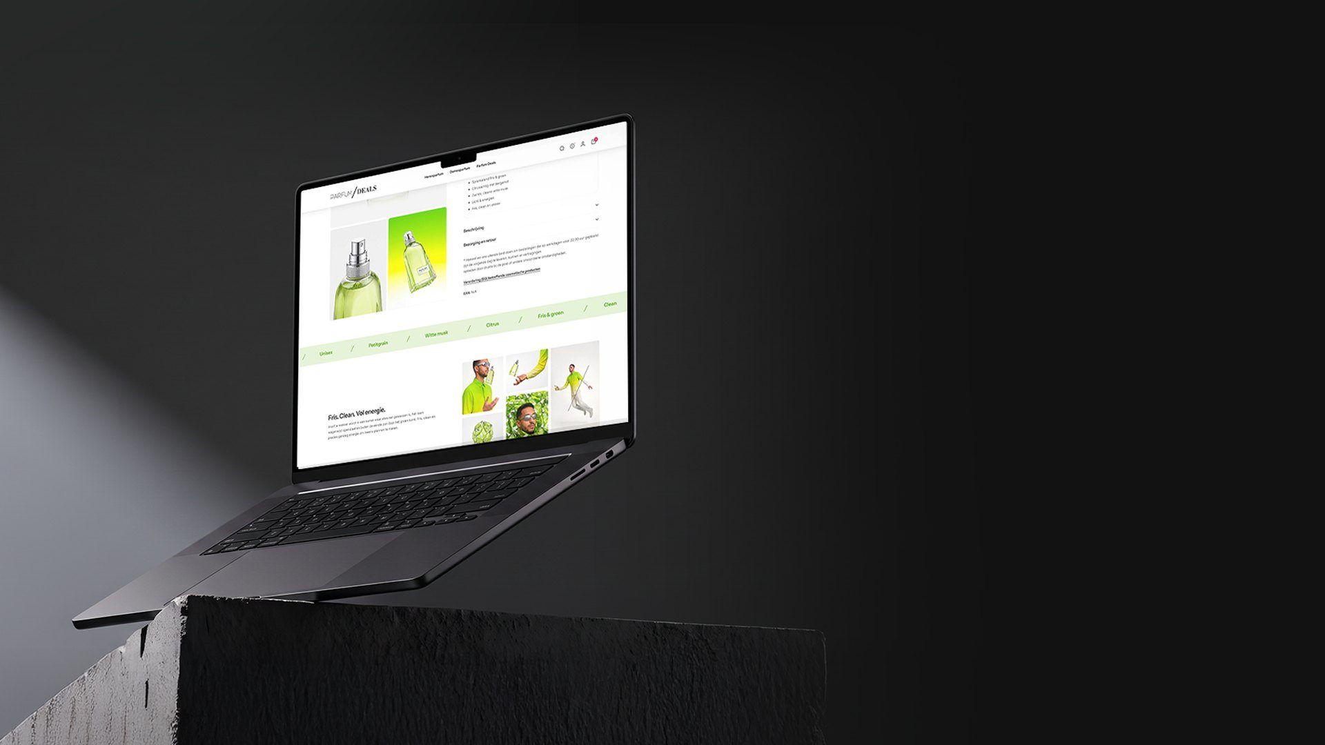 The Parfum Deals webshop on a laptop